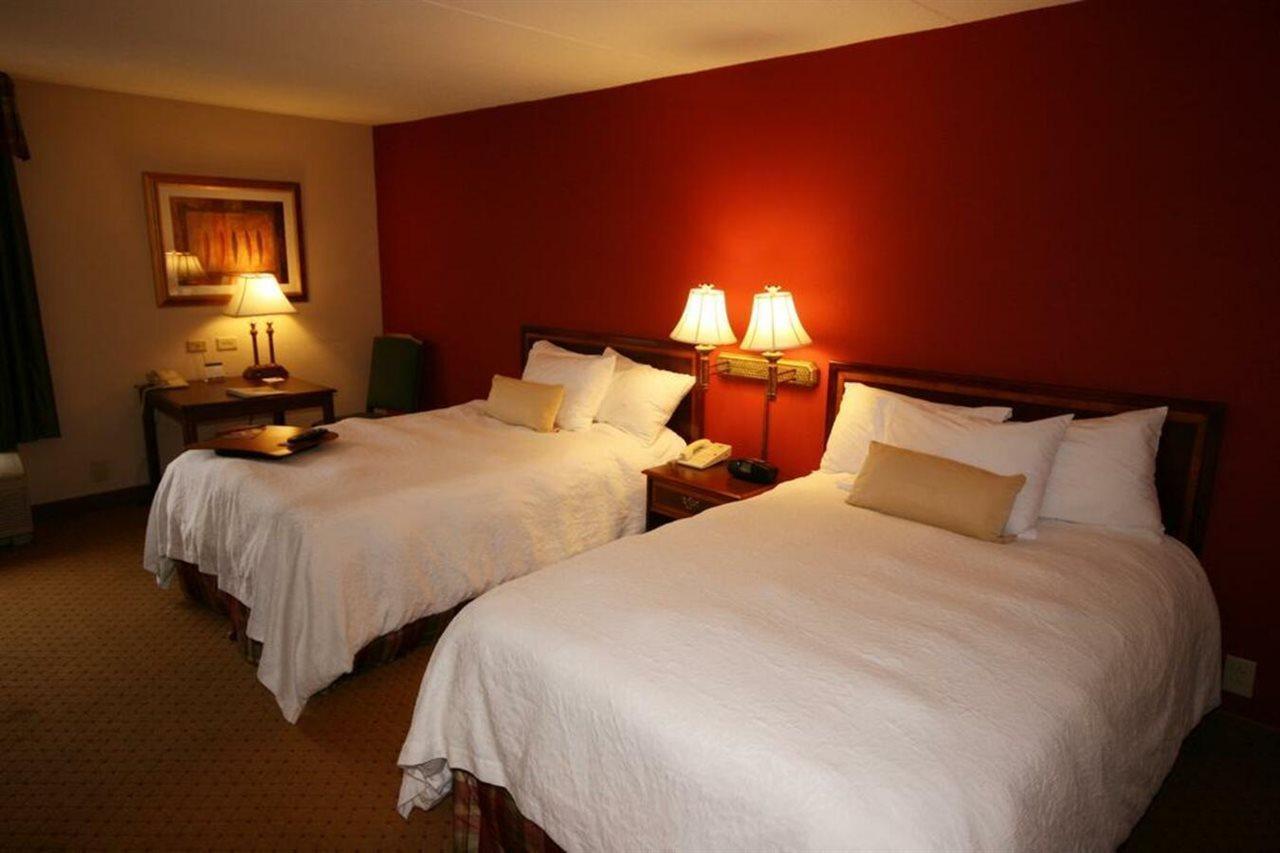 Hampton Inn Pennsville Eksteriør bilde