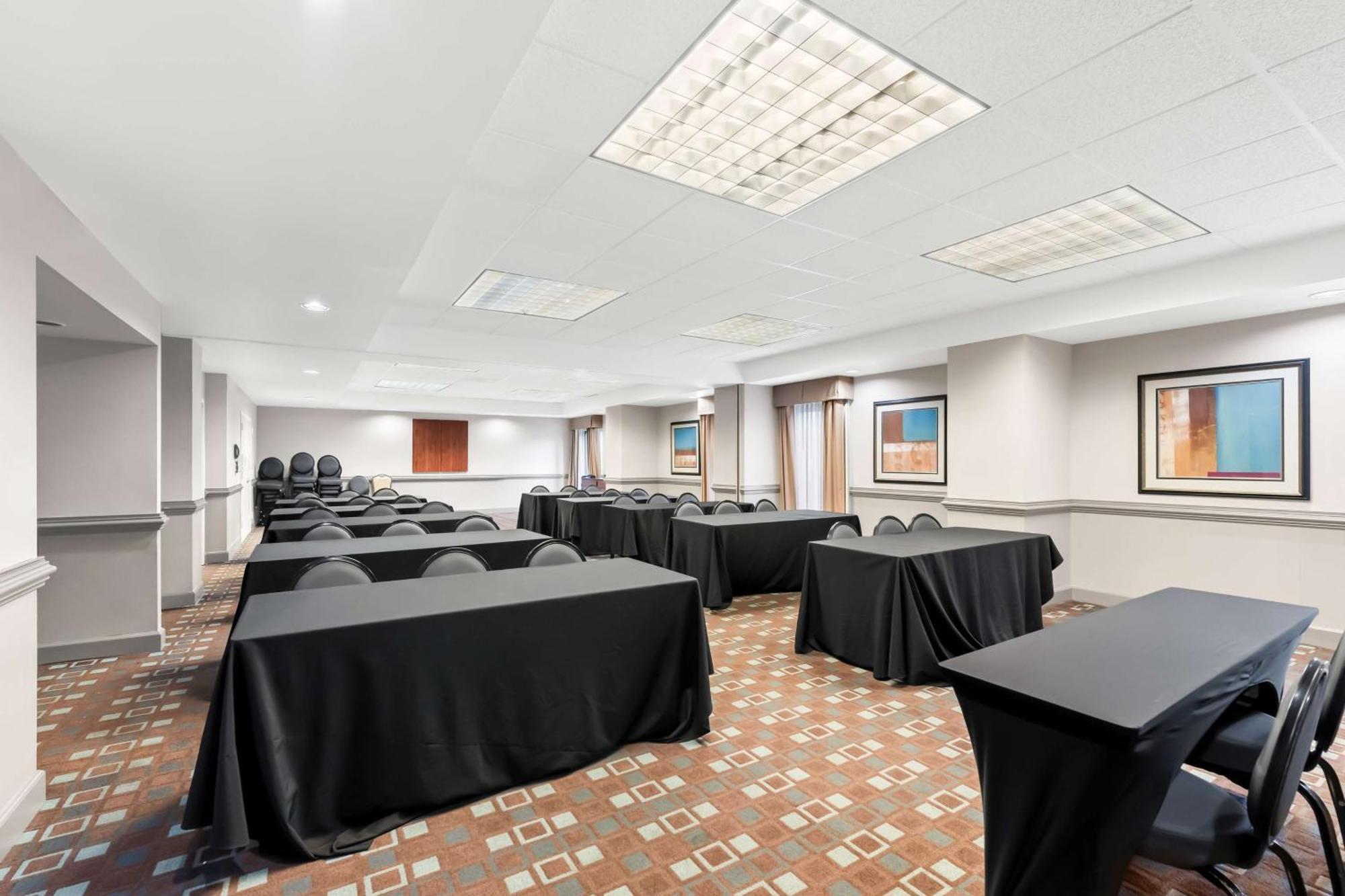 Hampton Inn Pennsville Eksteriør bilde